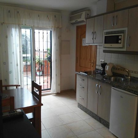 Apartamentos El Barrio ネルハ エクステリア 写真